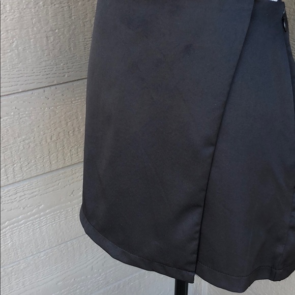 Favlux Black Tennis Skirt - Picture 2 of 7